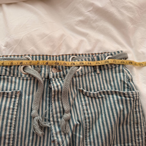 Free People Women’s Moxie Railroad Low-Slung Barrel Jeans - Picture 11 of 14